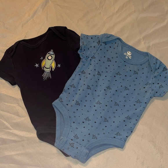 Rococo Onesies 6M - Picture 1 of 6